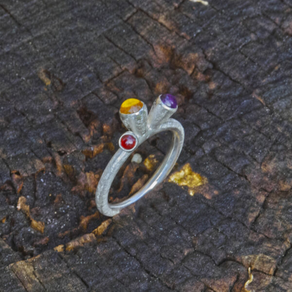 Tütenring mit Amethyst, Granat und Citrin – Bild 2